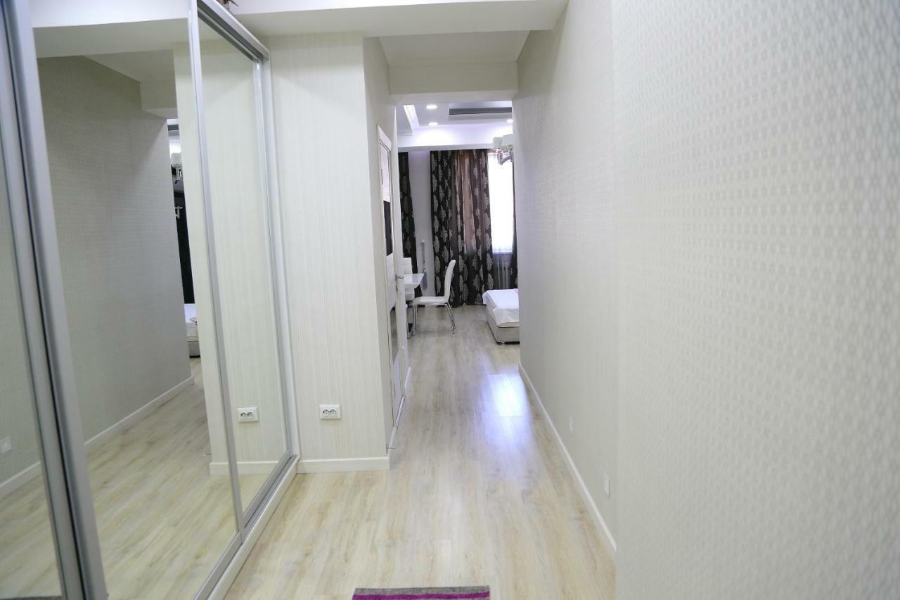 Lux Bishkek Apartment 외부 사진